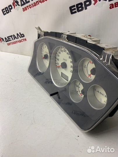 Панель приборов Mitsubishi Lancer 9 седан 1.6 4G18