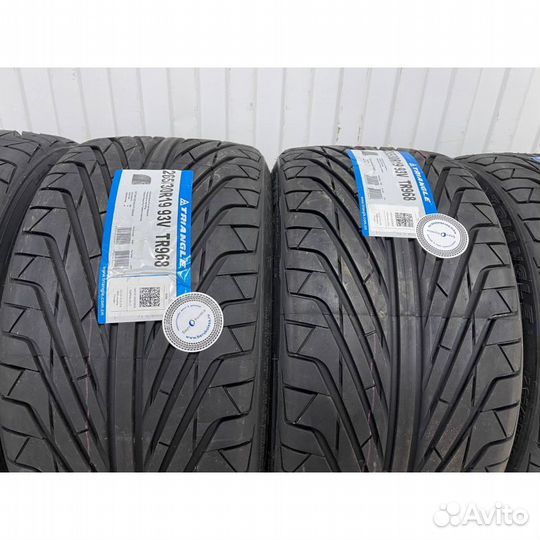 Triangle TR968 225/50 R17 98V