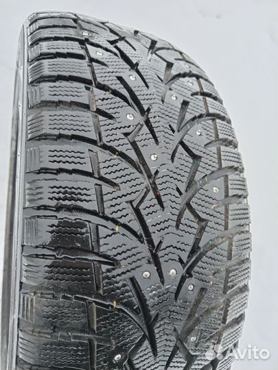 Toyo Observe G3-Ice 215/50 R17 91T