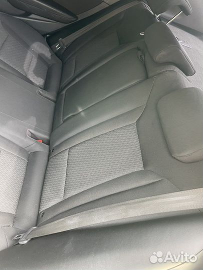 Сиденья на i40