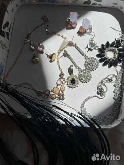 Пакетом бижутерия