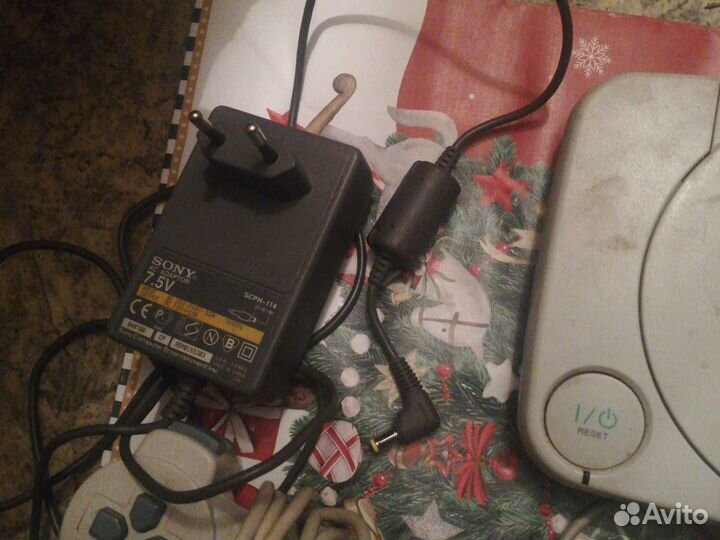 Игровая приставка PS1