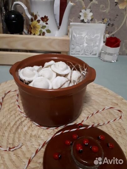 Букет из клубники, шоколадные пельмени