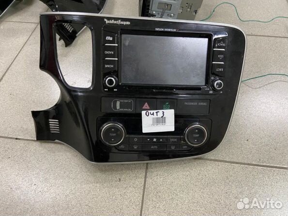 Автомагнитола Митсубиси Аутлендер 3