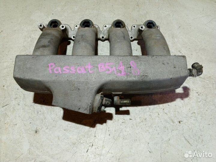 Коллектор впускной Volkswagen Passat 3B3 AWT 2001