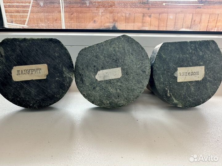 Коллекция ценных минералов