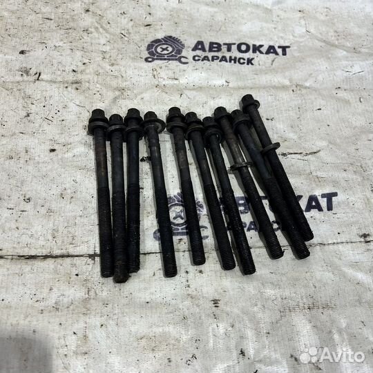 Комплект болтов гбц Daewoo Nexia 1.5