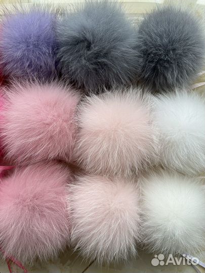 Помпоны песец