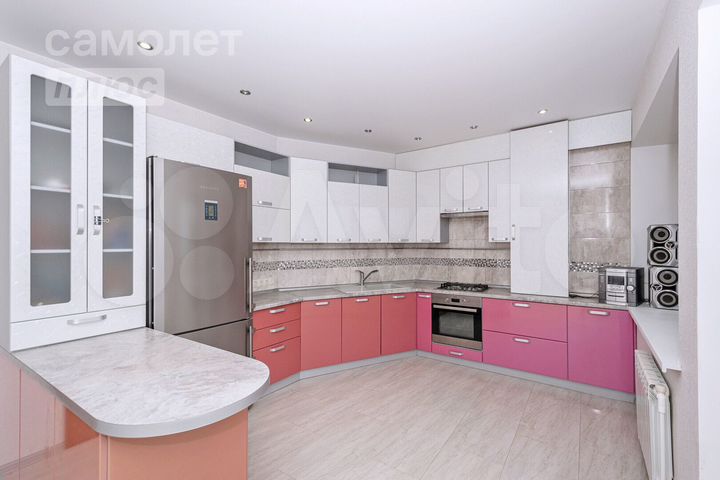 4-к. квартира, 115,4 м², 4/4 эт.