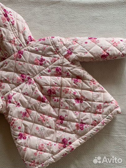 Курточка на девочку 6-9 мес