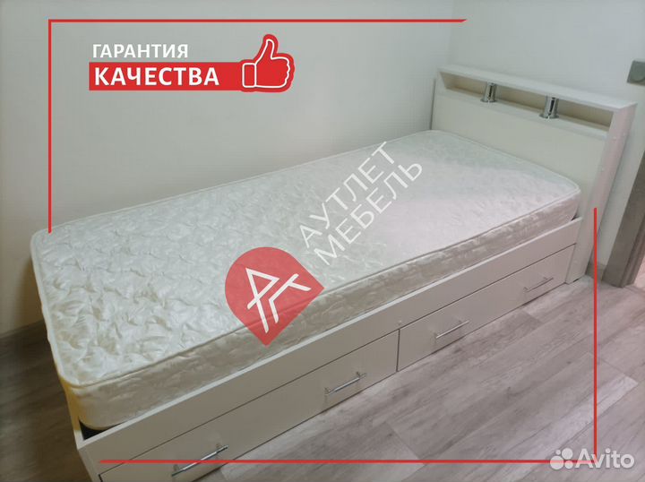 Кровать