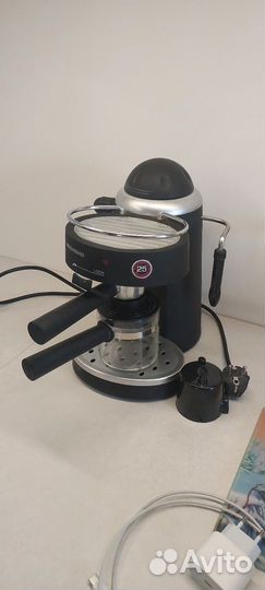 Кофеварка рожковая redmond