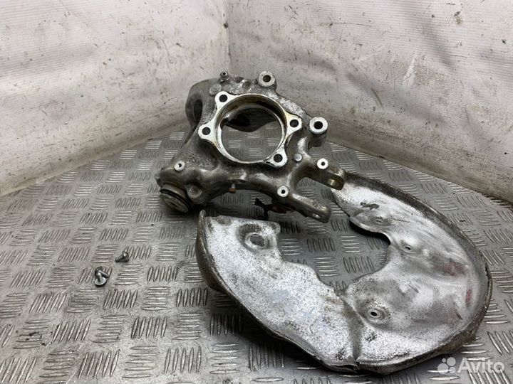 Кулак поворотный задний левый Audi Q5 8R 2009-2012