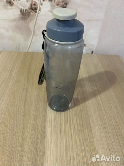 Бутылка для воды пластик