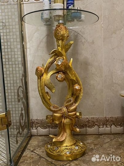 Подставка, столик высокий декоративный