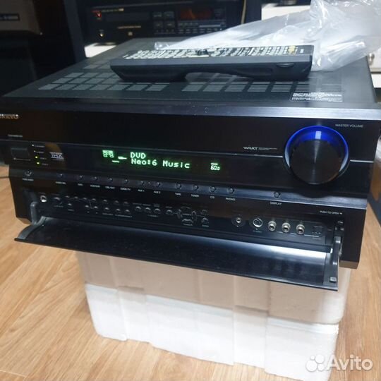 AV ресивер Onkyo