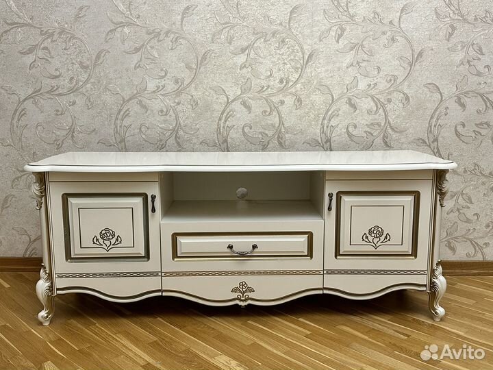 Тумба под тв