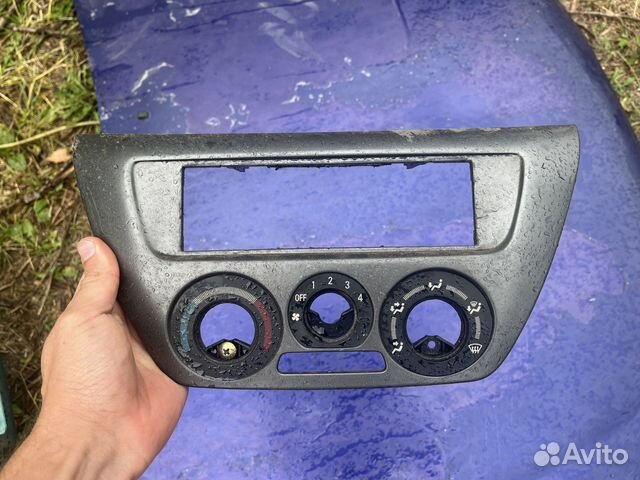 Пластик торпедо mitsubishi lancer 9