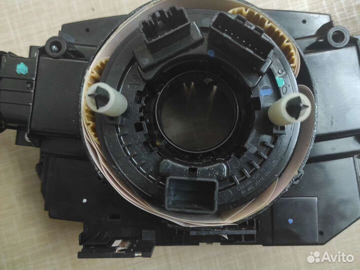 Джили атлас. Рулевой блок. Правый поворотник