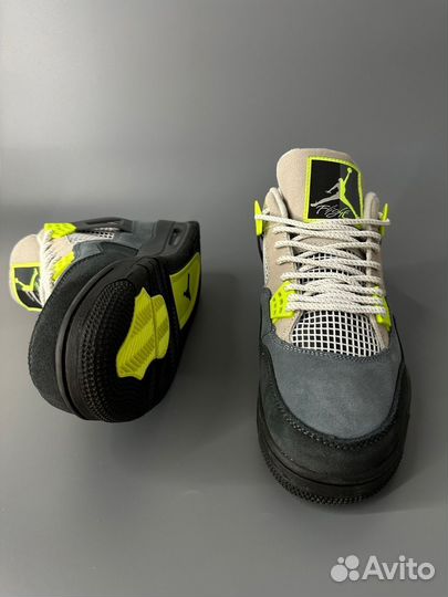 Кроссовки Nike Air Jordan 4 Retro SE Neon