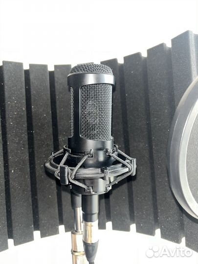 Микрофон Audio technica AT2035