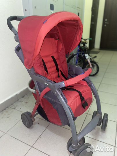 Прогулочная коляска