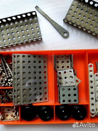 Металлический детский конструктор СССР