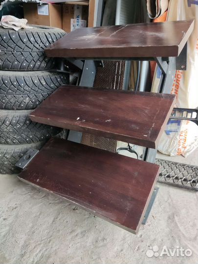 Лестница на металлических косоурах