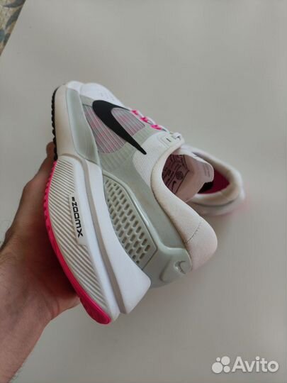 Кроссовки для бега Nike Air Zoom Vomero 15