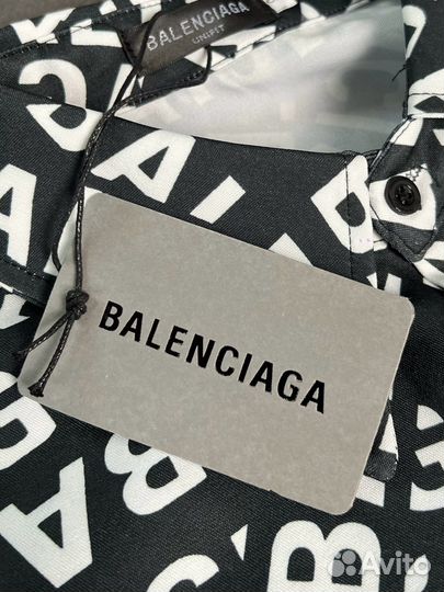 Костюм женский Balenciaga