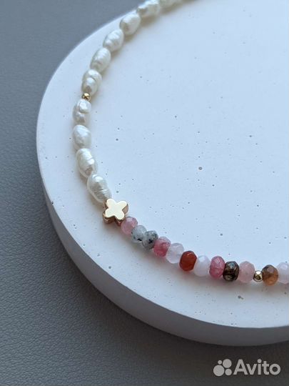 Колье чокер из натуральных камней. Жемчуг и агат