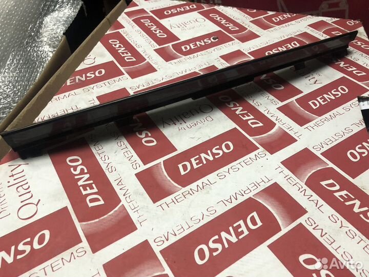 Фонарь задний (стоп сигнал) Land Rover Range Rover