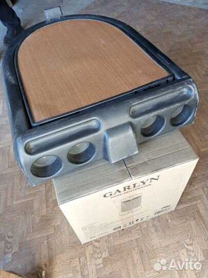 Столик в соболь