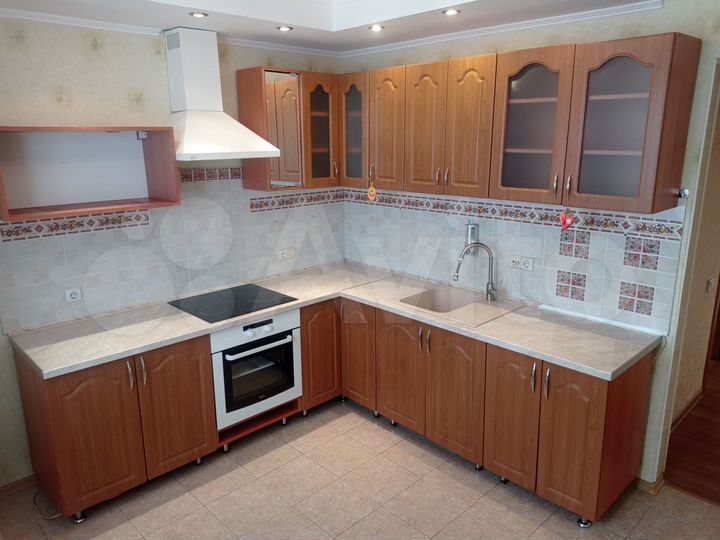 2-к. квартира, 57 м², 2/3 эт.