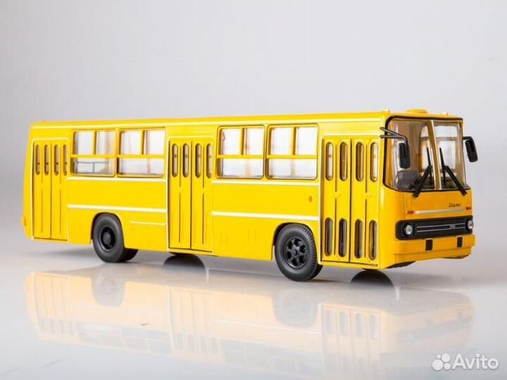SSM1556 SSM 1/43 Volvo F12 с полуприцепом Fruehauf