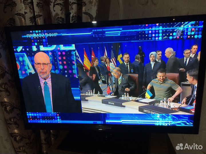 Телевизор плазменный Самсунг