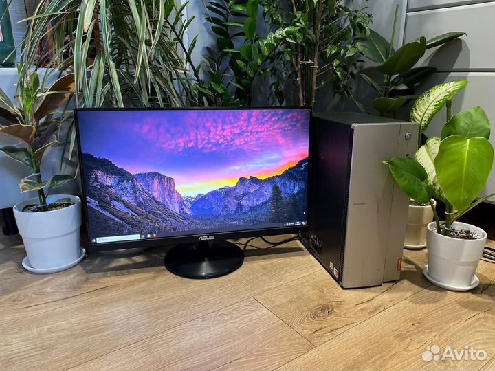 Фирменный Lenovo