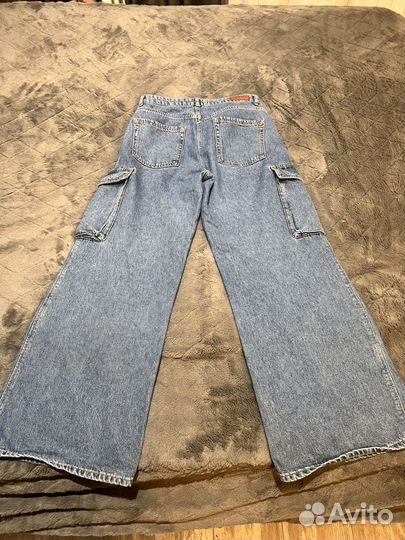Джинсы женские широкие