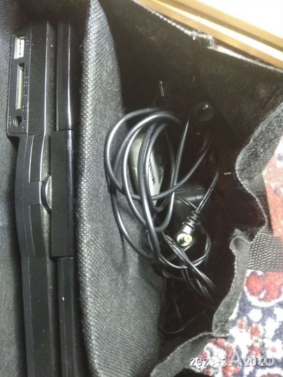 Портативный видеопроигрыватель