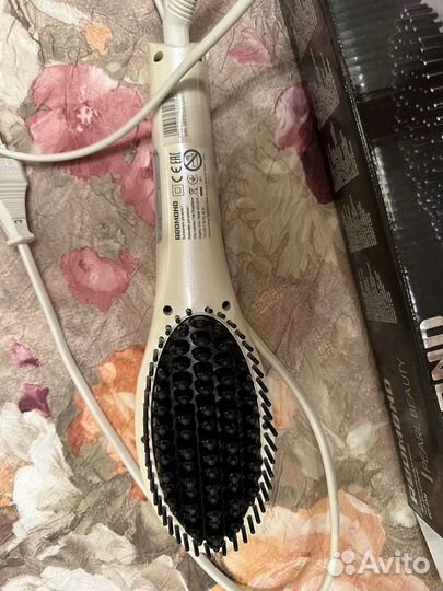 Расческа-выпрямитель Redmond