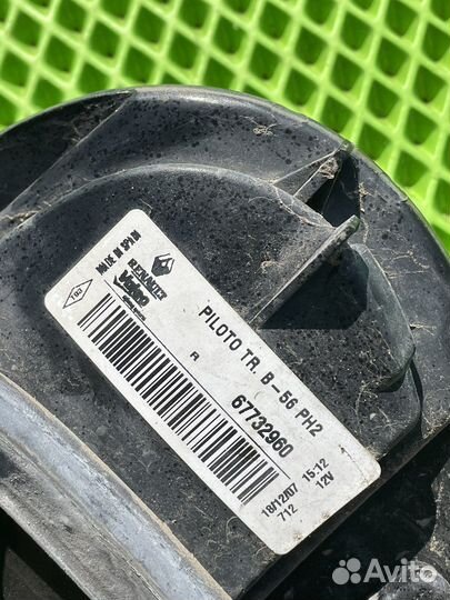 Фонарь правый рено лагуна 1