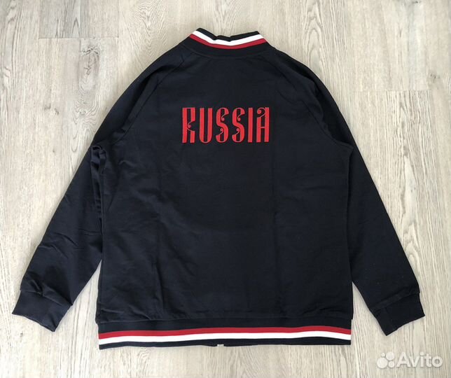 Костюм спортивный женский 58 новый