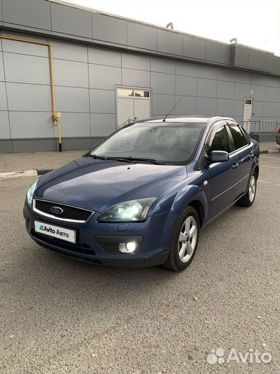 Ford Focus 2.0 МТ, 2005, 239 994 км