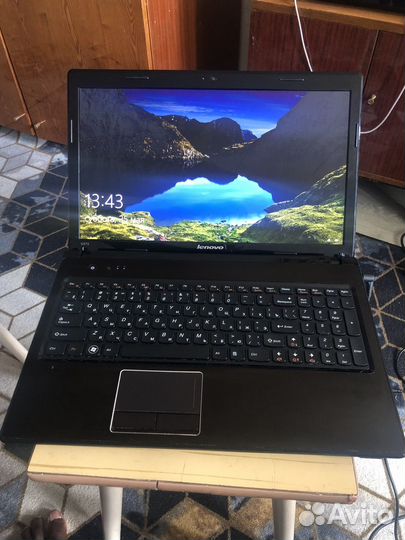 Lenovo G570 / 8GB/ 300 GB