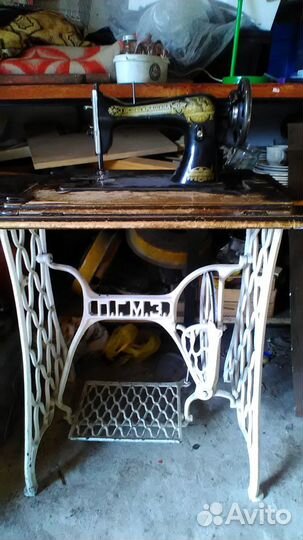 Швейная ножная машинка Госшвеймашина СССР