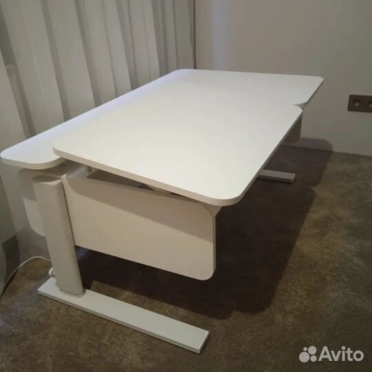 Madesk IQ 120x72. Новая растущая парта