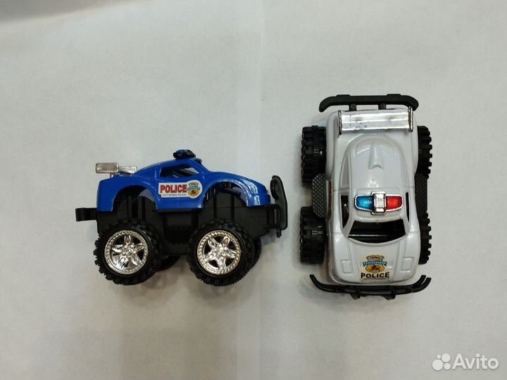 Набор инерционных машинок