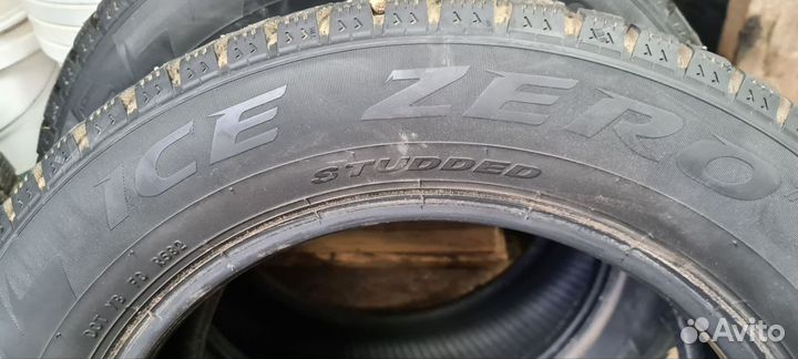 Pirelli Ice Zero 205/60 R16 96T