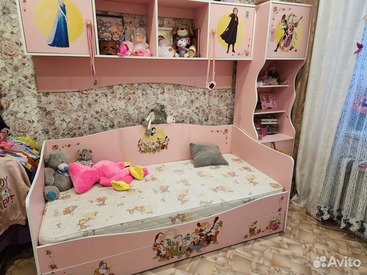 Спальный гарнитур бу