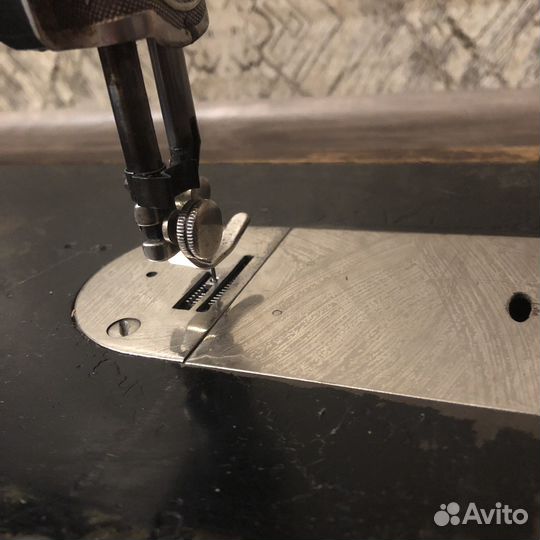 Швейная машина Подольск ручная